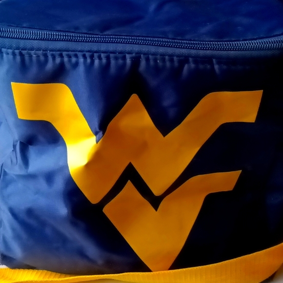 West Virginia Mountaineers insulated 6 pack/ Lunch - Picture 2 of 8